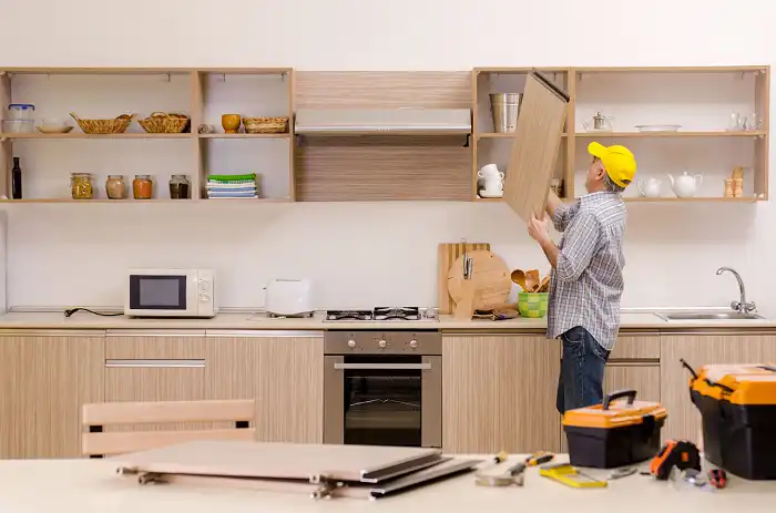 What Types of Plywood Are Best for Cabinets