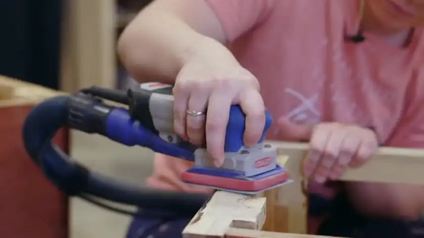 How to Re-Stain a Particle Board Cabinet